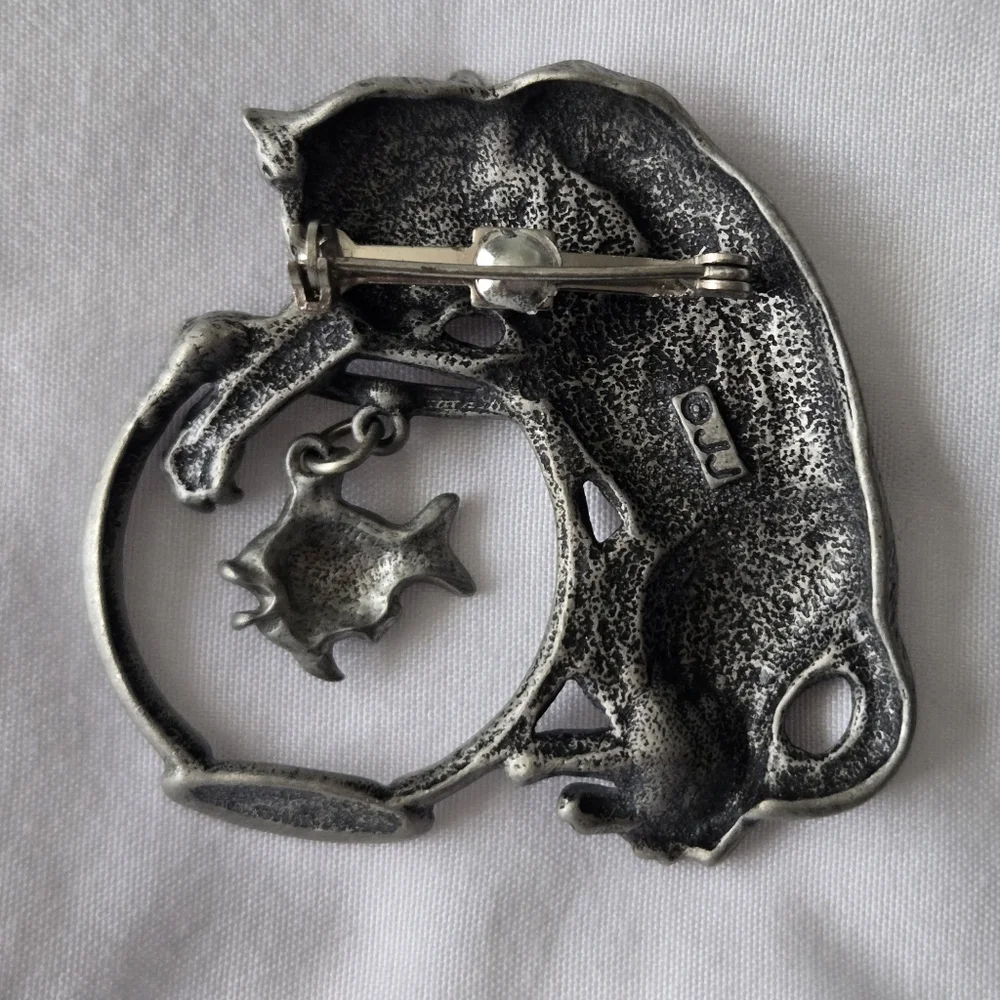 2 JJ Jonette Pewter Whimsical Novelty Cat Pins Brooches